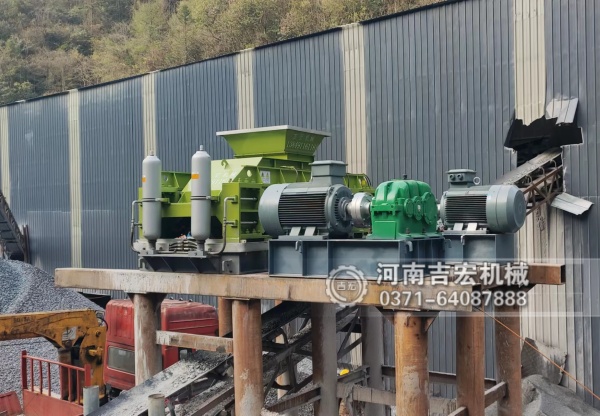 時產(chǎn)30-40噸的對輥破碎機該選哪個型號？800×600型詳解！